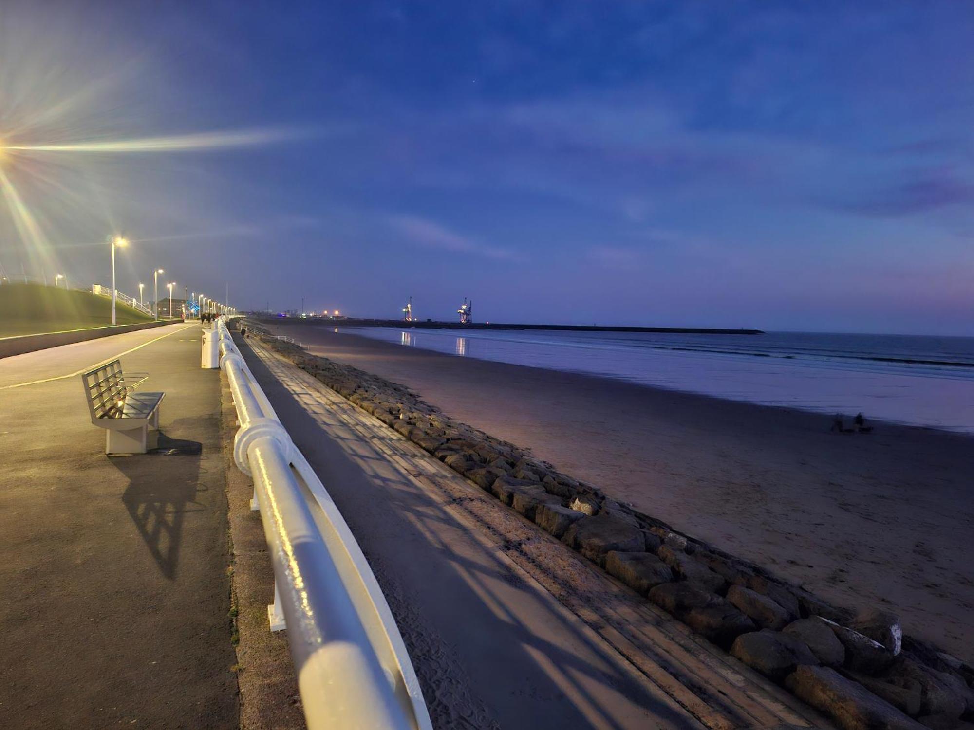 Driftmark Beachfront Location Aberavon Beach Sea Views Large Driveway Parking Private Site Fibre Optic Wi Fi Порт-Толбот Екстер'єр фото